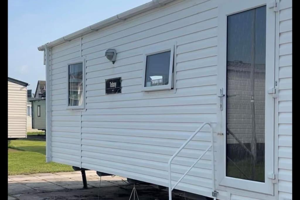 Whitehouse Leisure Park Hotel Kinmel Bay Exterior foto